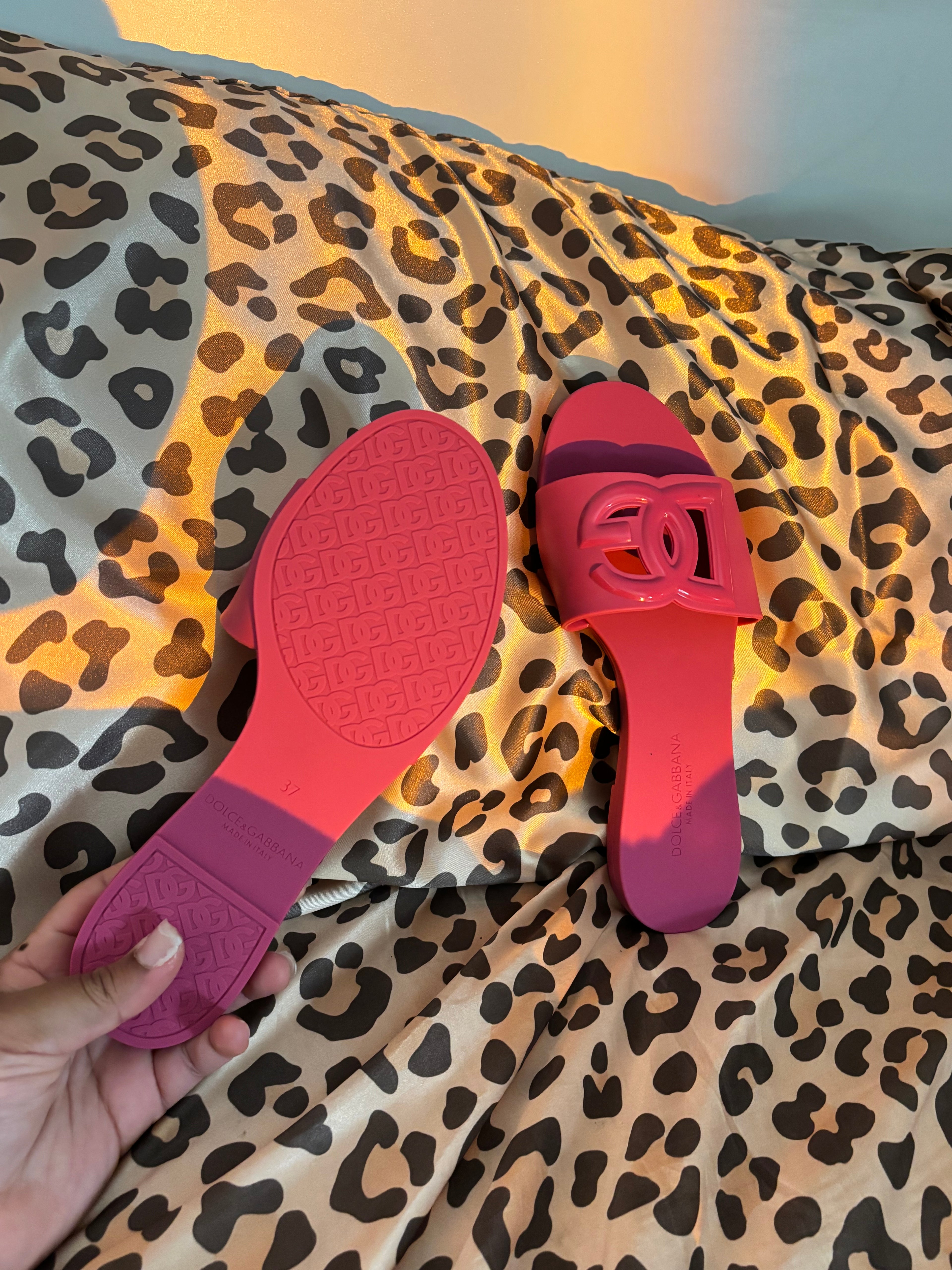 DG Beach Sandals ( MOST POPULAR 🤯 )